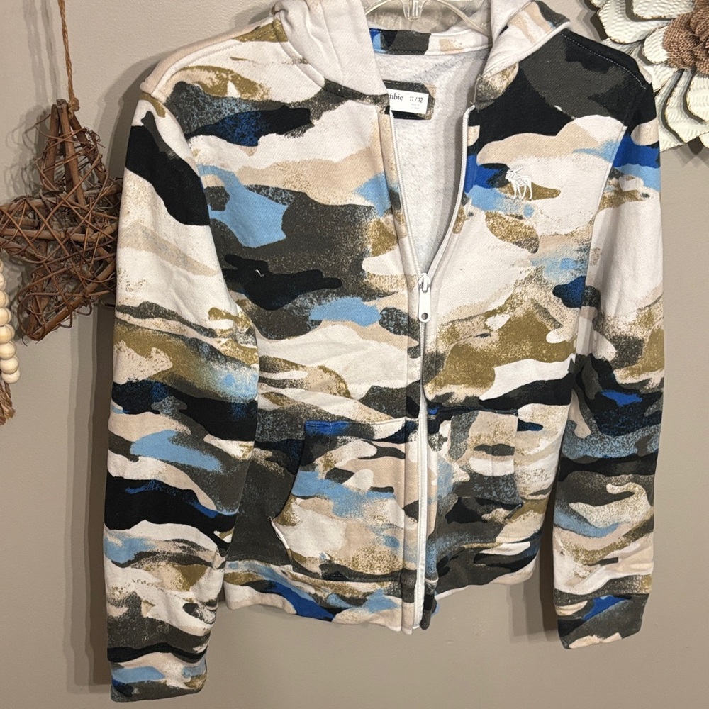 Abercrombie Kids Blue and White Camouflage Hoodie